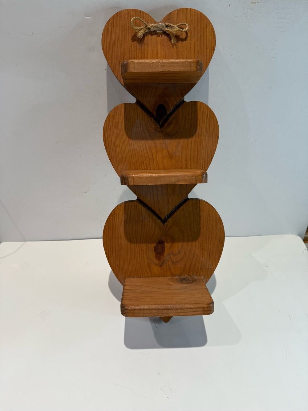Vintage 3 Tier Wooden Heart Wall Shelf Rustic Hanging Knick Knack Display
Shelf